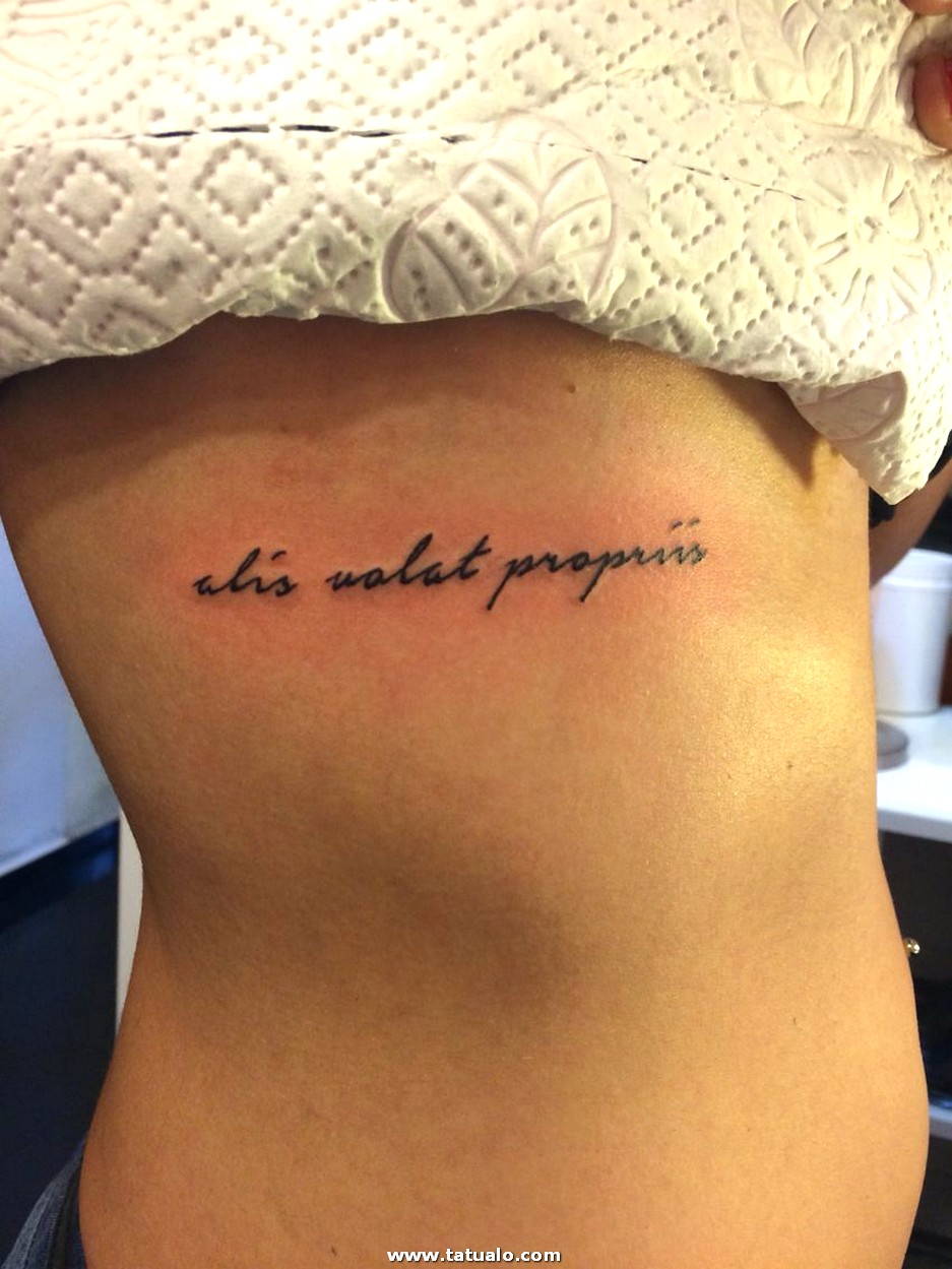 Dibujos para tatuar e imprimir Tatuajes Mujeres Costillas