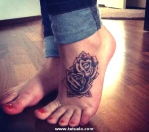 tatuajes mujeres pies 183